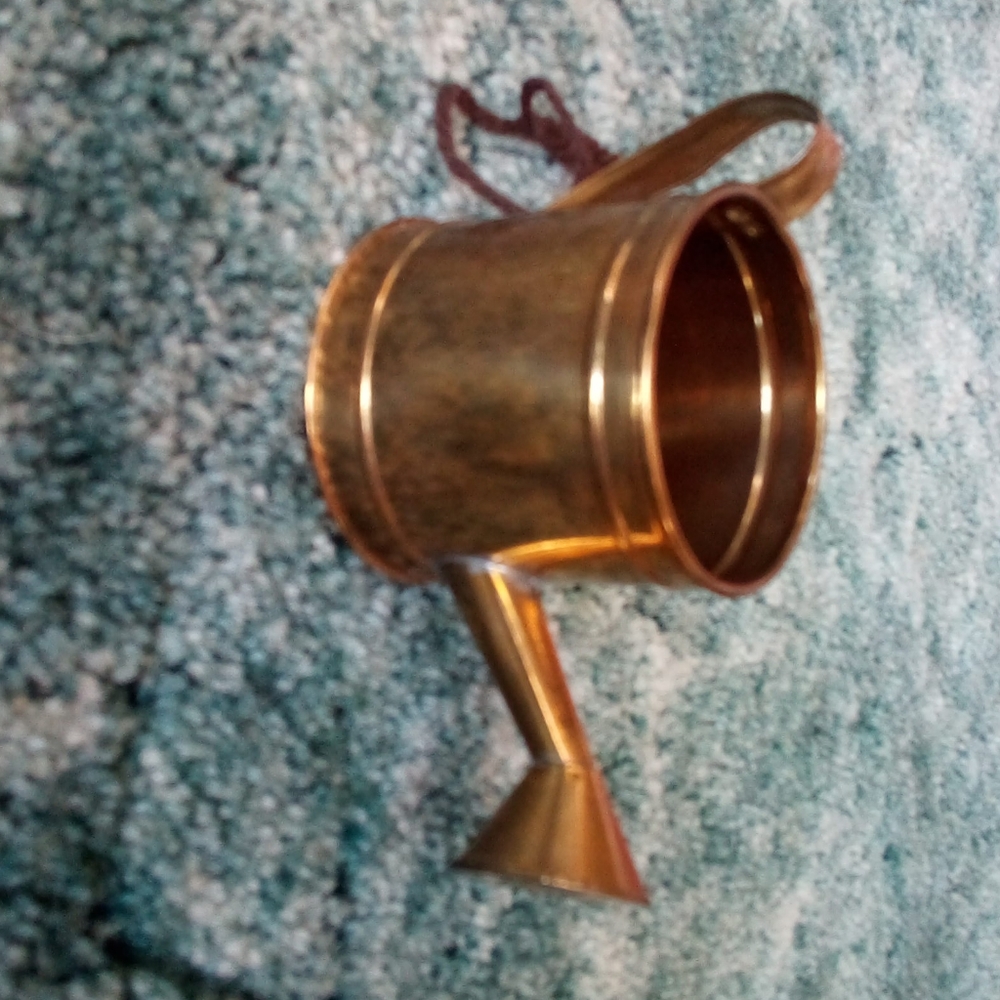 Tiny water can. - Picture 3 of 6